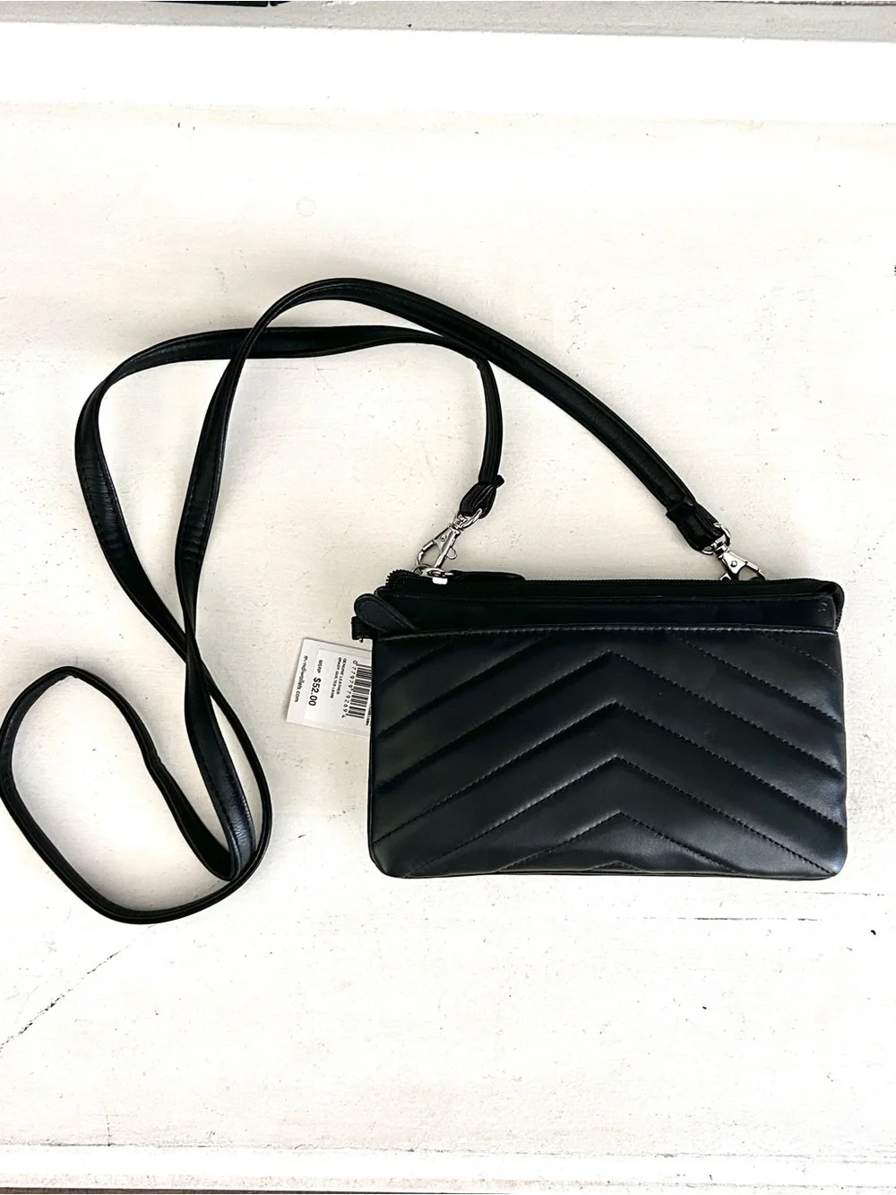 New MUNDI Quilted Chevron Crossbody Bag - Black